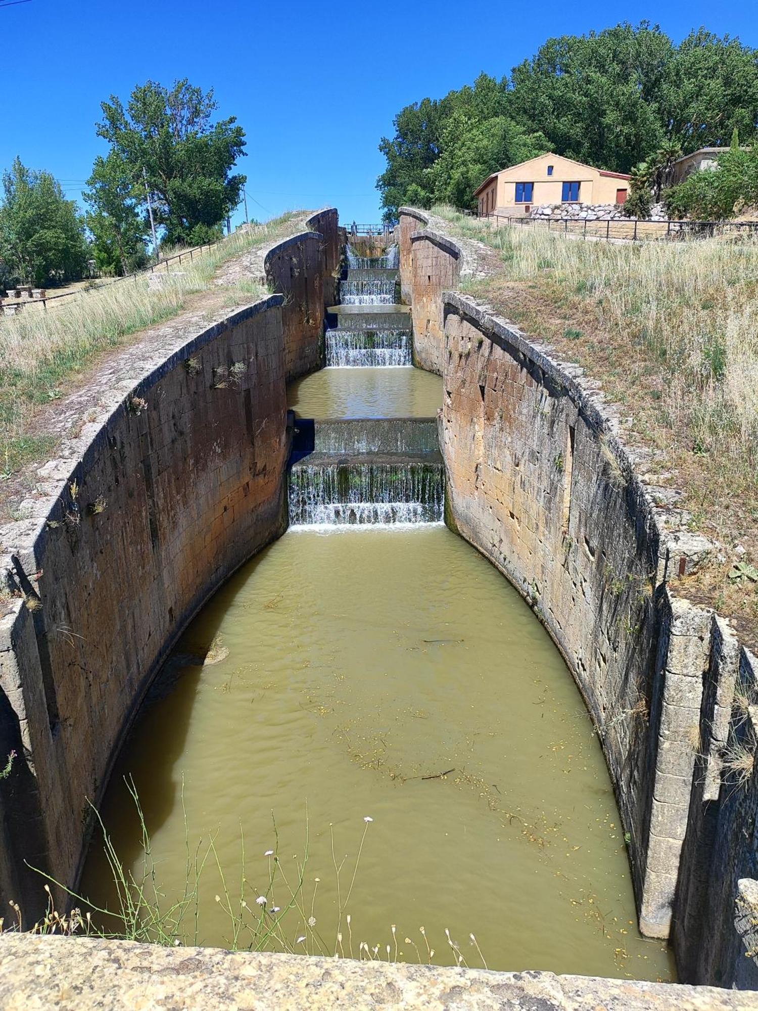 Casa Simon Vendégház Cervera De Pisuerga Kültér fotó