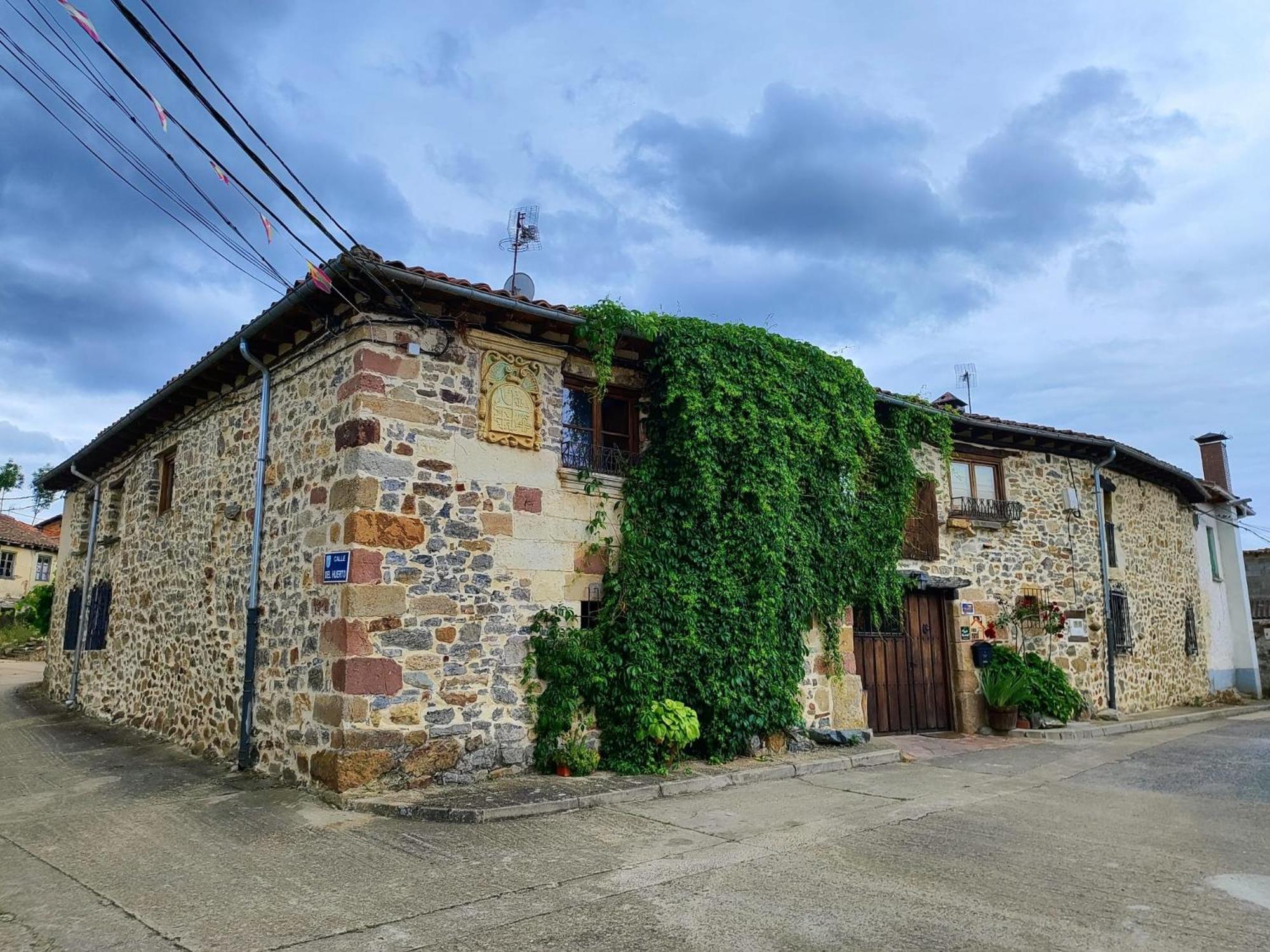 Casa Simon Vendégház Cervera De Pisuerga Kültér fotó